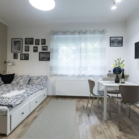 Aqua Stellar Lejlighed Szeged Eksteriør billede